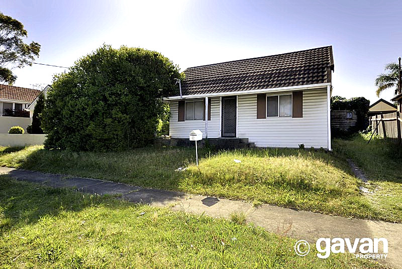 SOLD FOR $730,000 Picture 3