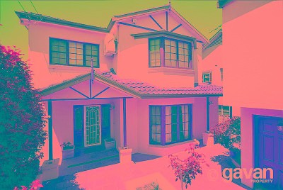 Dress circle estate. Picture