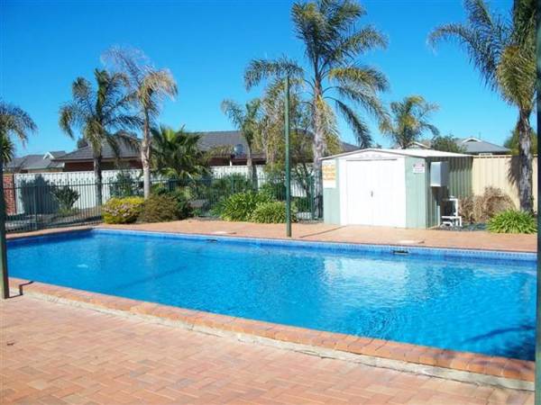 Build Your Dreams Here Picture 2