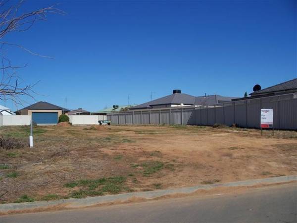 Build Your Dreams Here Picture 1