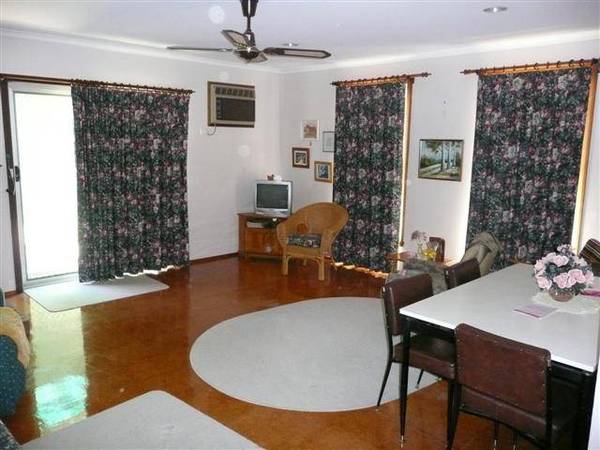 Don't Miss This One Picture 3