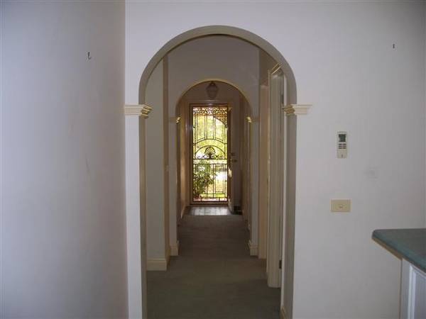 PRICE REDUCED - MUST BE SOLD Picture 3