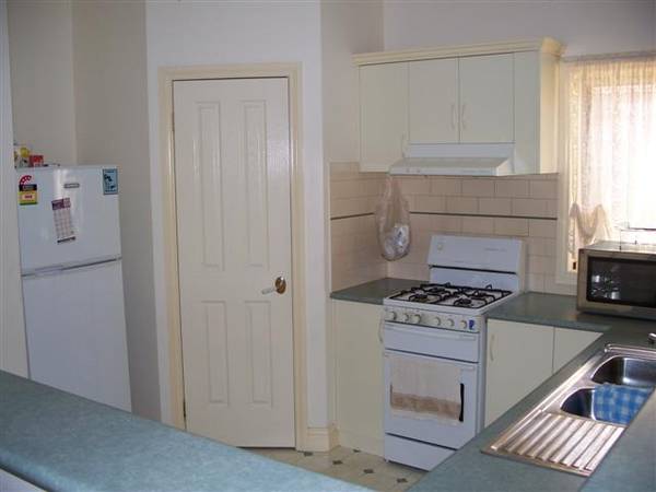 PRICE REDUCED - MUST BE SOLD Picture 2