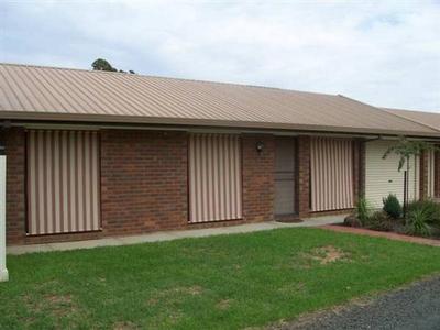 Home - Holiday - Invest Picture