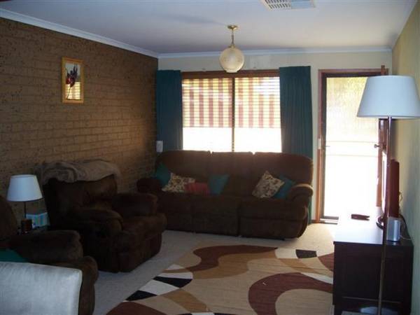 Home - Holiday - Invest Picture 2