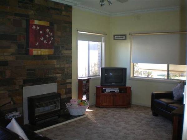 Make Your Move Picture 3