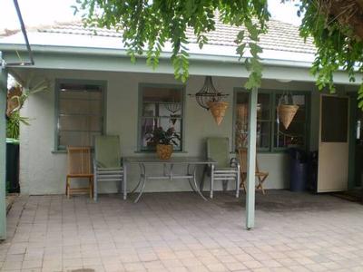 Centrally Located Picture Centrally Located Picture