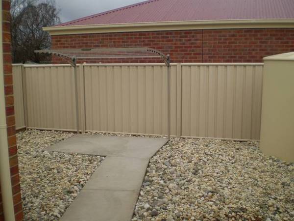 Just a stones throw... Picture 2