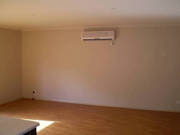 Near New Townhouse Picture 2