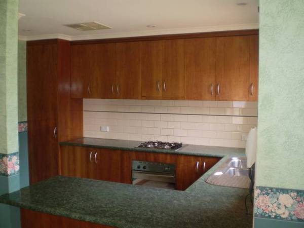 Close to New St Mary's School Picture 3