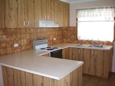 Comfortable Townhouse Picture Comfortable Townhouse Picture