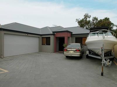 DELUXE DUPLEX!! Picture DELUXE DUPLEX!! Picture