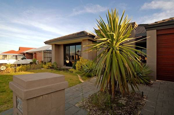 ROUGH DIAMOND Picture 1