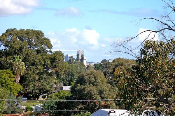 FABULOUS... Picture 3