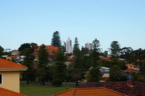 LOCATION & CHARACTER Picture 2