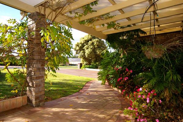 R U SICK... Picture 3