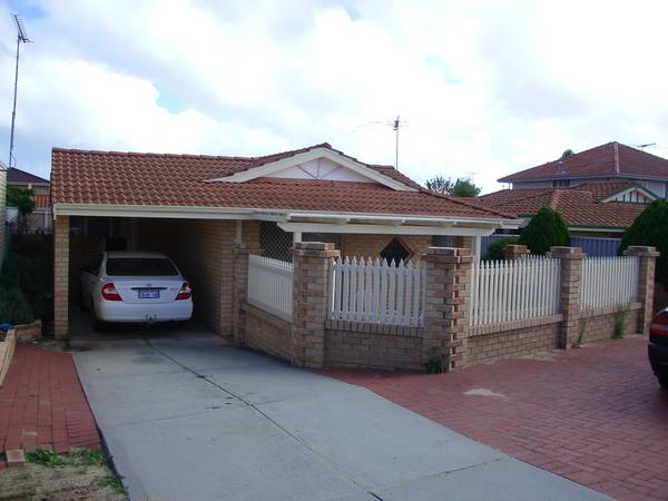 Freshly decorated delight Picture 2