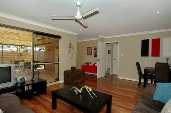 CHECK ME OUT!! Picture CHECK ME OUT!! Picture