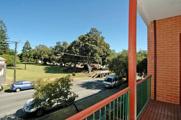 Stylish Urban Living Picture Stylish Urban Living Picture