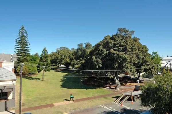 Stylish Urban Living Picture Stylish Urban Living Picture