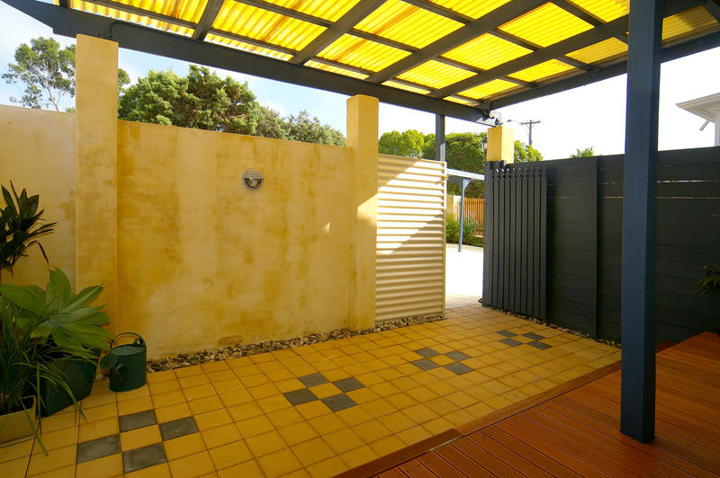 THE COMPLETE PACKAGE Picture 3