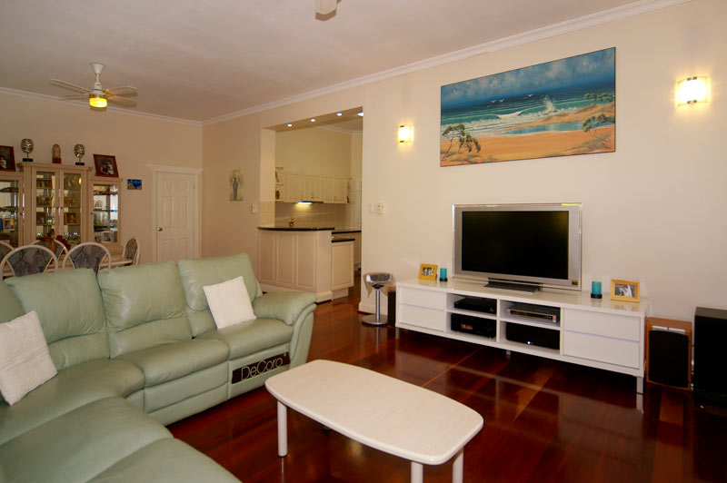 LIKE EM BIG!! Picture 2