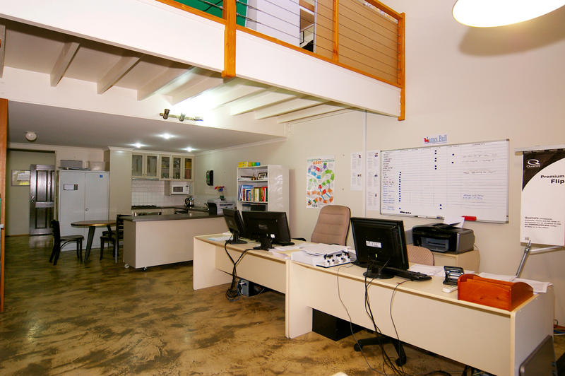 Instant Asset... Picture 3