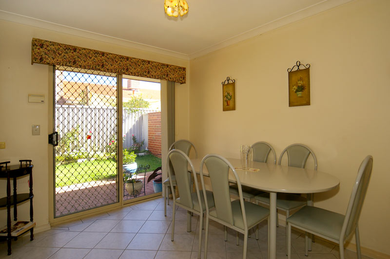 Perfect Starter!! Picture 3