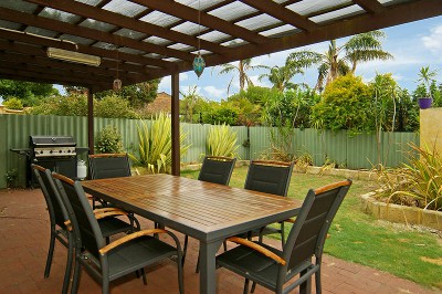 THIS IS LIVING! Picture