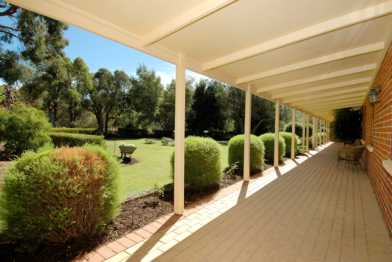 HATE your neighbours?? Picture 3