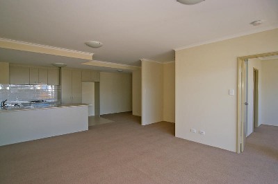 HUGE APARTMENT! Picture