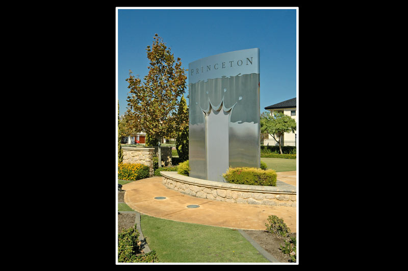 Blank Canvas Picture 1