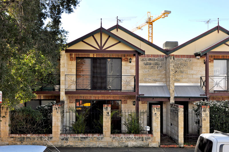 SEE ME LAST !!
Home Open Saturday 19th of September 12.30 - 1.15 Picture 1