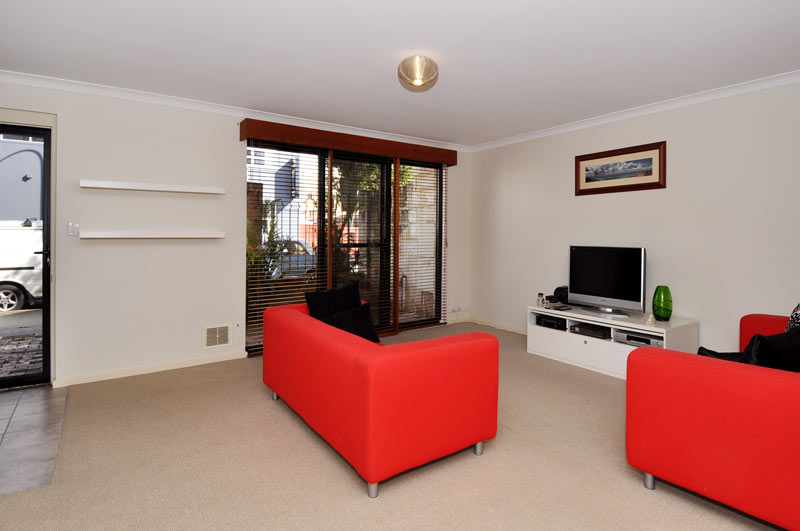 SEE ME LAST !!
Home Open Saturday 19th of September 12.30 - 1.15 Picture 3