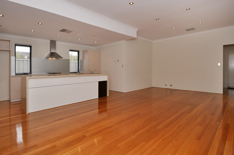 Chk Chk BOOM!! Picture 2