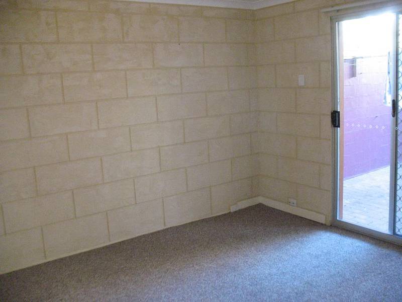 NO BILLS!! NO BILLS - Water & Electricity Included Picture 3