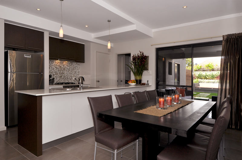 LIVE LIKE A STAR Picture 1