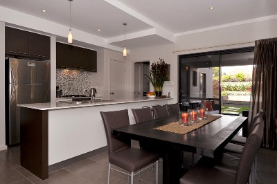 LIVE LIKE A STAR Picture