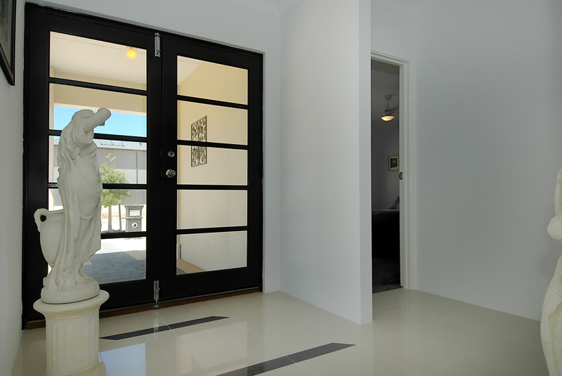 Ideal Home Picture 3