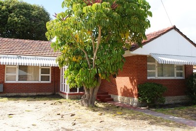 4 Sussex Street, Nollamara Picture