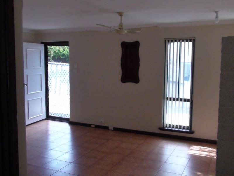 CAN NOT GET ANY CLOSER Picture 2