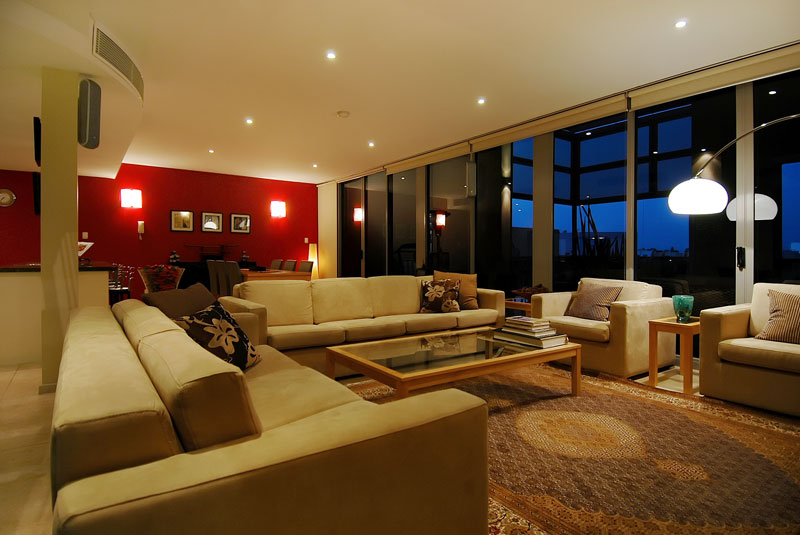 Uber Cool Penthouse! Picture 3