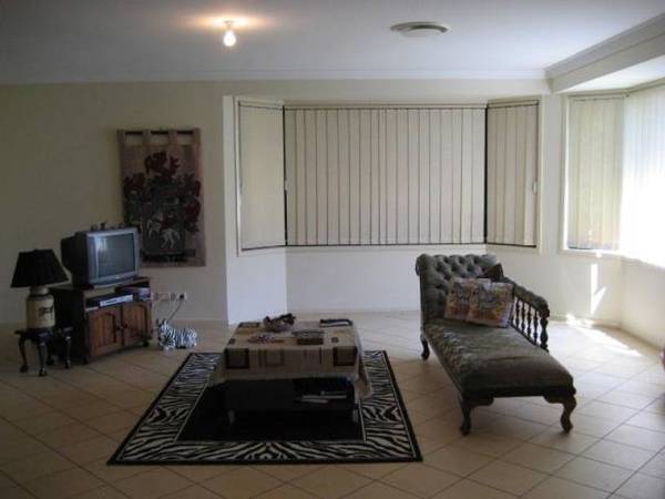 PERFECT FOR THE FAMILY Picture 3