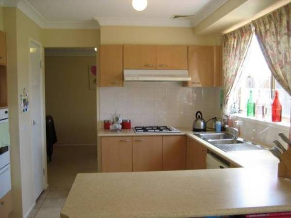 MOVE STRAIGHT IN! Picture