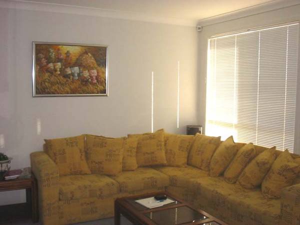 HOW INVITING! Picture 3