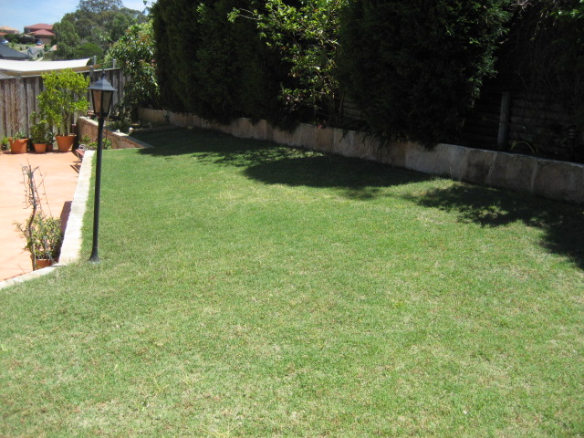 STUNNING FEATURES, CONVENIENCE PLUS, CLOSE TO NORWEST BUSINESS. Picture 3