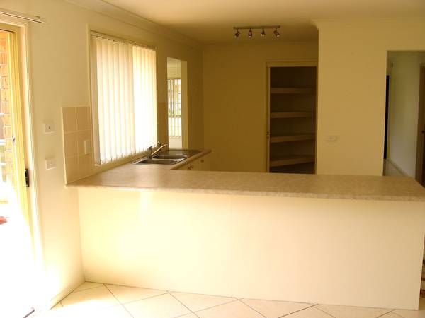 DO YOU NEED SIDE ACCESS & 700m 2 ? Picture 3