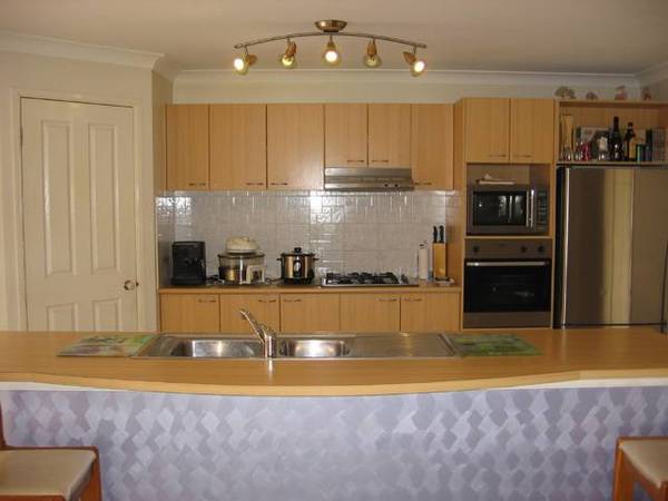 EASY CARE SINGLE LEVEL Picture EASY CARE SINGLE LEVEL Picture