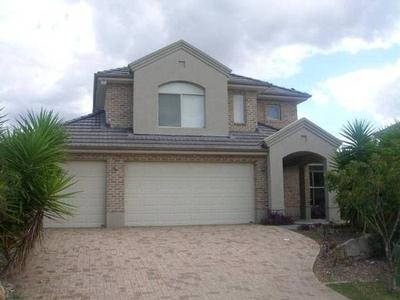 IMPRESSIVE EXECUTIVE! Picture