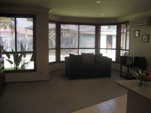 SOMETHING SPECIAL Picture 3